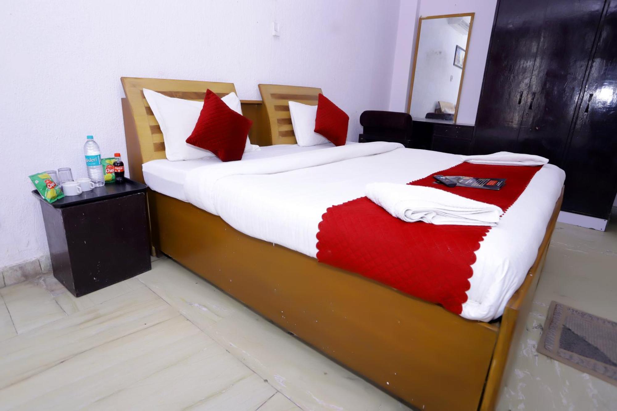 Hotel Warm Welcome - Noida Sector 51 Exterior photo
