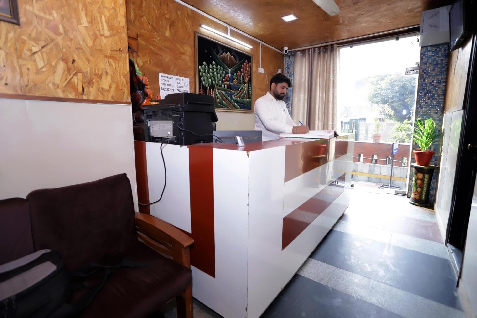 Hotel Warm Welcome - Noida Sector 51 Exterior photo